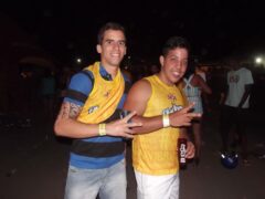 Oktober 10 Anos